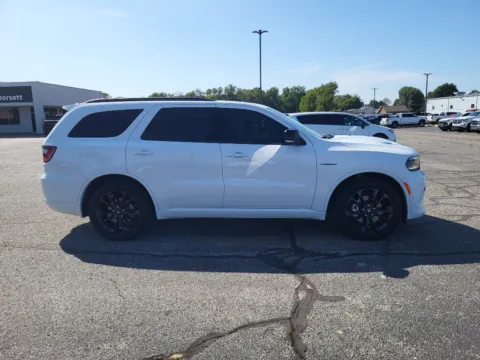 More photos of 2023 Dodge Durango R/T Plus at Dorsett Nissan, IN