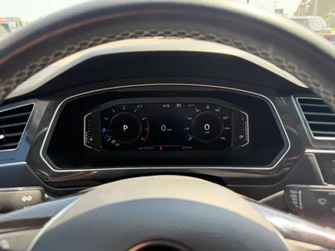 More photos of 2021 Volkswagen Tiguan SE at Dorsett Nissan, IN
