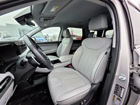 More photos of 2025 Hyundai Palisade SEL at Dorsett Nissan, IN
