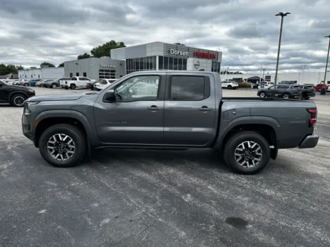 Photos of 2027 Nissan Frontier SV for sale in Terre Haute, IN at Dorsett Nissan