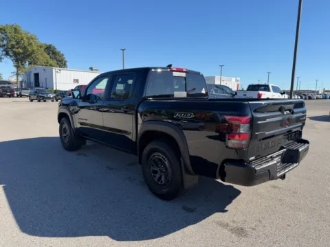 More photos of 2027 Nissan Frontier PRO-4X at Dorsett Nissan, IN