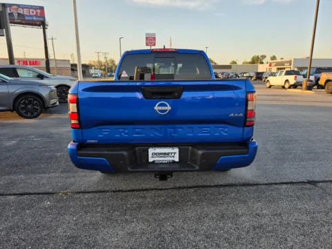More photos of 2027 Nissan Frontier SV at Dorsett Nissan, IN