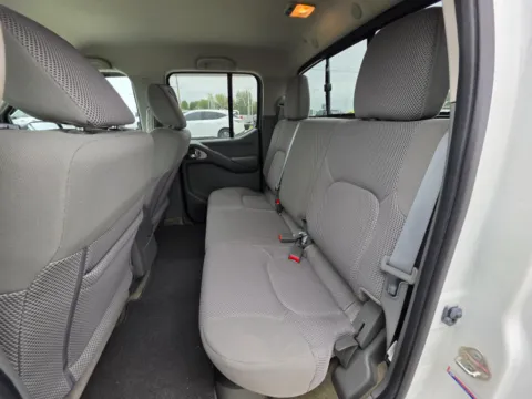 More photos of 2017 Nissan Frontier SV V6 at Dorsett Nissan, IN