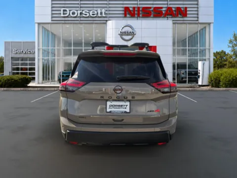 More photos of 2027 Nissan Rogue Rock Creek at Dorsett Nissan, IN
