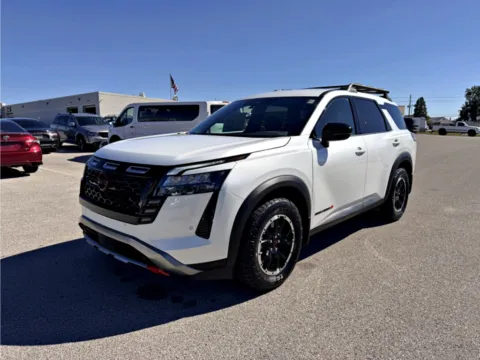White 2026 Nissan Pathfinder Rock Creek for sale in Terre Haute, IN
