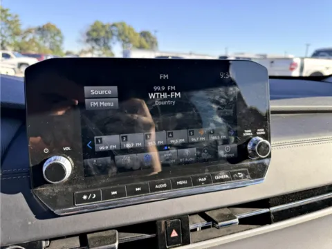 More photos of 2022 Mitsubishi Outlander SE at Dorsett Nissan, IN