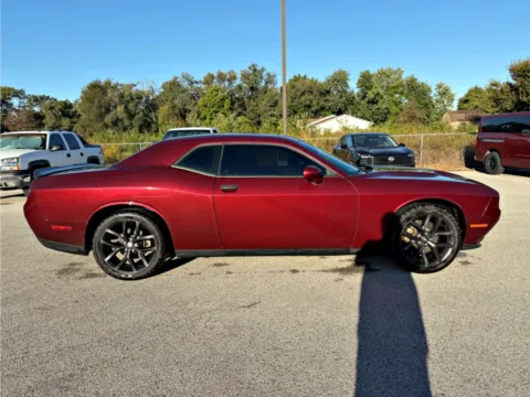 More photos of 2021 Dodge Challenger SXT at Dorsett Nissan, IN