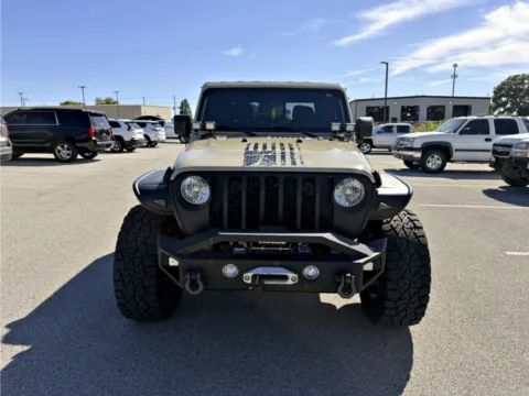 Photos of 2020 Jeep Gladiator Sport for sale in Terre Haute, IN at Dorsett Nissan