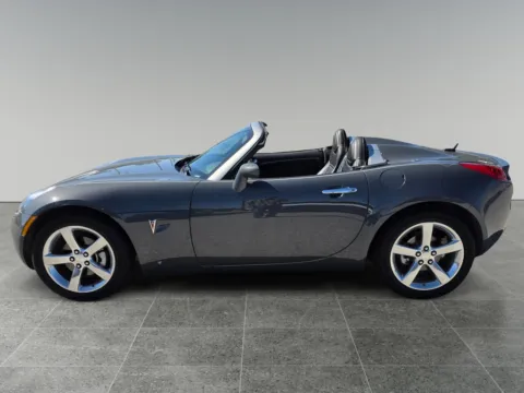 Photos of 2008 Pontiac Solstice for sale in Terre Haute, IN at Dorsett Nissan