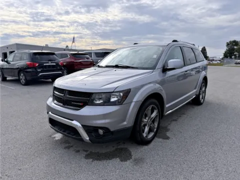 Silver 2018 Dodge Journey Crossroad for sale in Terre Haute, IN