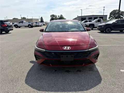 Photos of 2025 Hyundai Elantra Limited for sale in Terre Haute, IN at Dorsett Nissan