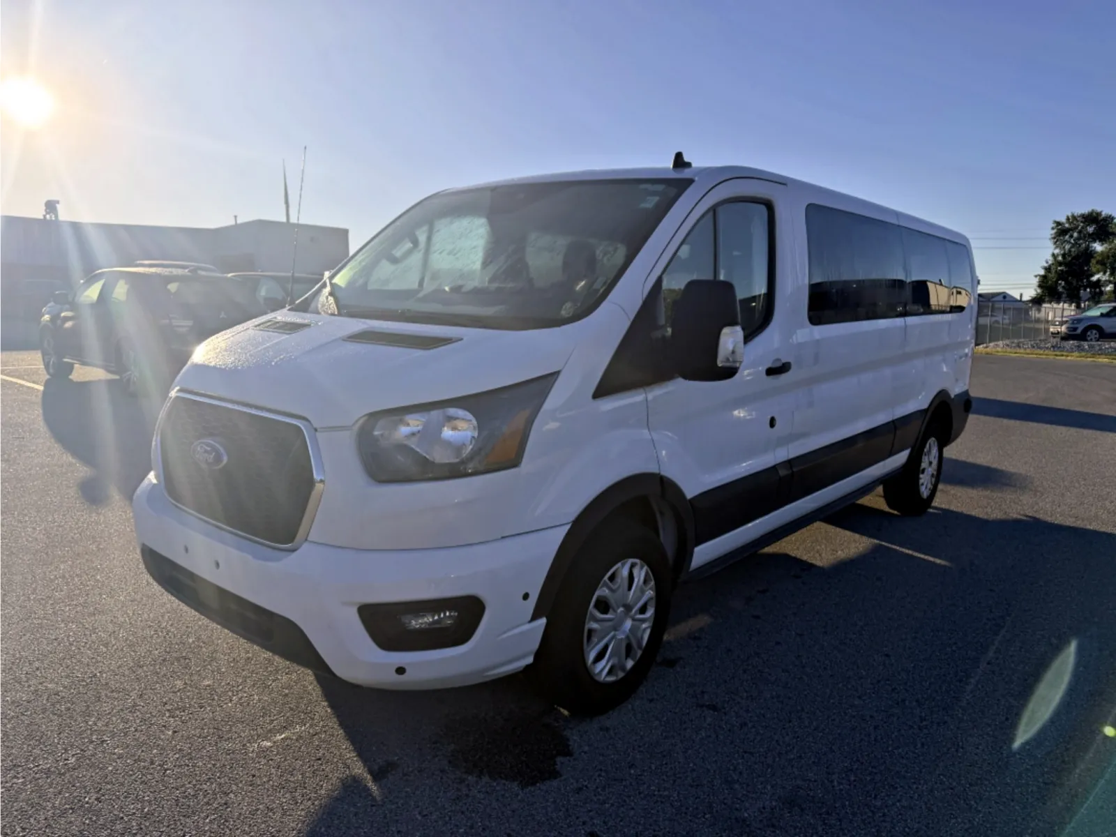 2024 Ford Transit Wagon T-350 Low Roof Slide XLT