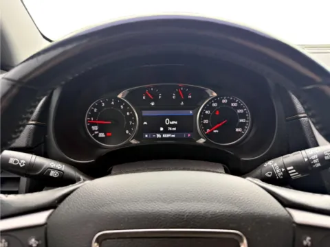 More photos of 2020 GMC Terrain SLT at Dorsett Nissan, IN