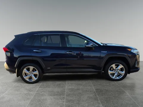 More photos of 2020 Toyota RAV4 Hybrid Limited at Dorsett Nissan, IN