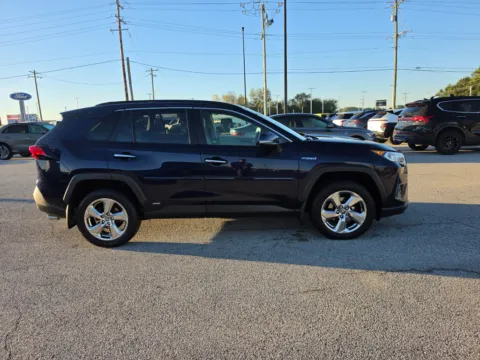 More photos of 2020 Toyota RAV4 Hybrid Limited at Dorsett Nissan, IN