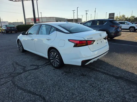More photos of 2025 Nissan Altima SV at Dorsett Nissan, IN