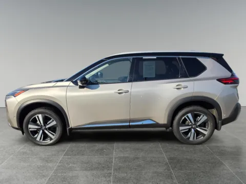 Photos of 2022 Nissan Rogue Platinum for sale in Terre Haute, IN at Dorsett Nissan