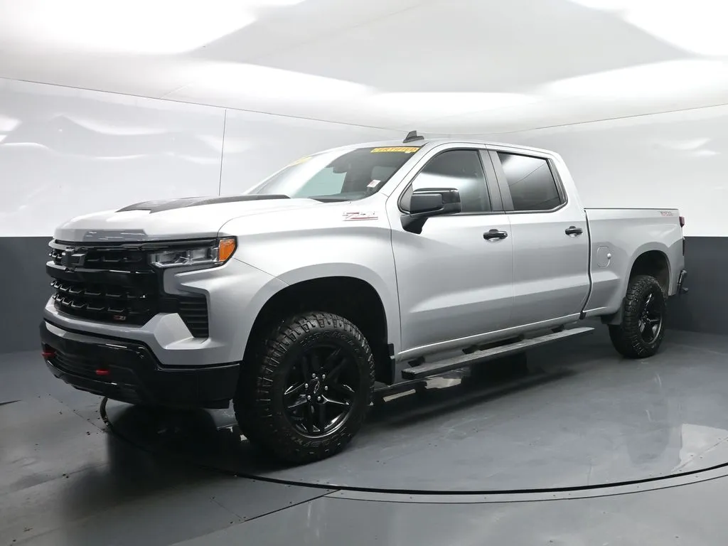 2022 Chevrolet Silverado LT Trail Boss for sale in Terre Haute, IN