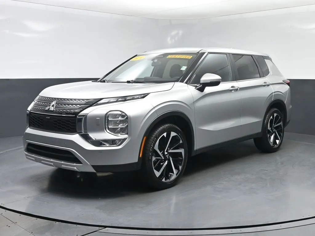 2024 Mitsubishi Outlander SE for sale in Terre Haute, IN