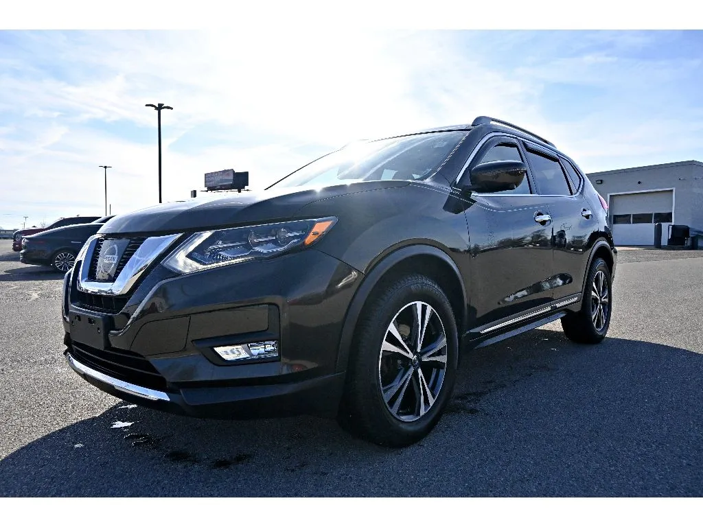 2017 Nissan Rogue SL for sale in Terre Haute, IN
