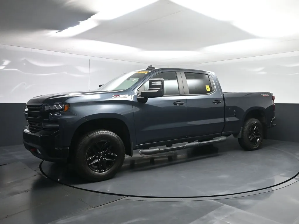 Black 2020 Chevrolet Silverado 1500 LT Trail Boss for sale in Terre Haute, IN
