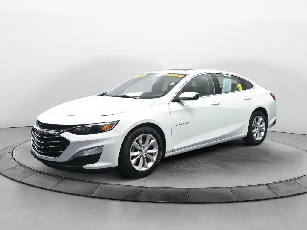 White 2023 Chevrolet Malibu LT for sale in Terre Haute, IN