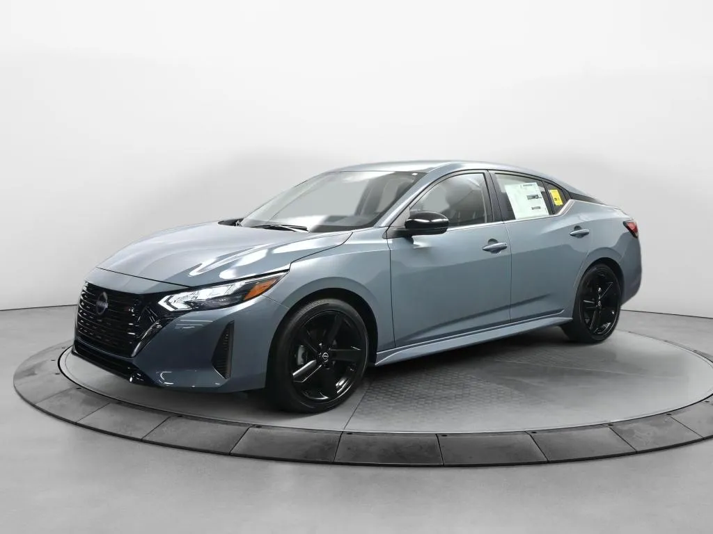 2025 Nissan Sentra SR for sale in Terre Haute, IN