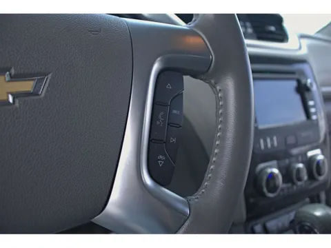 More photos of 2017 Chevrolet Traverse LT at Dorsett Nissan, IN