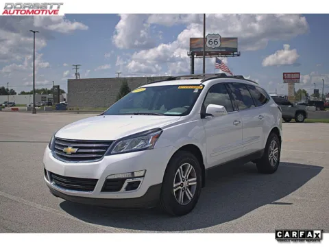 White 2017 Chevrolet Traverse LT for sale in Terre Haute, IN