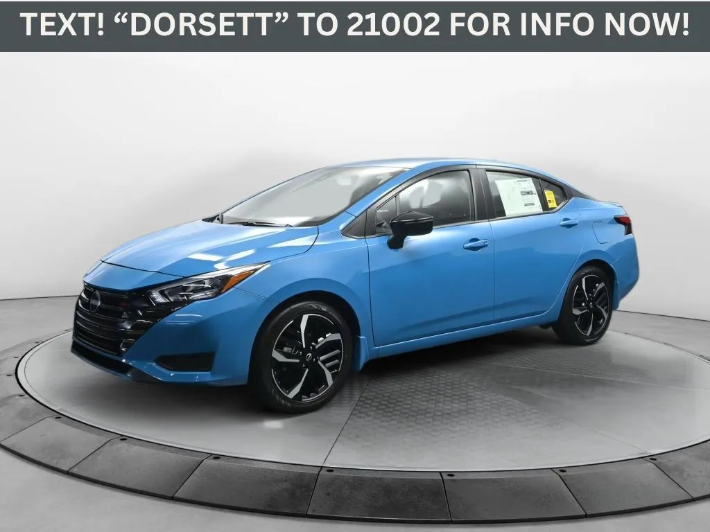 2025 Nissan Versa SR