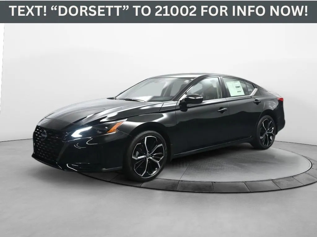 Black 2025 Nissan Altima SR for sale in Terre Haute, IN