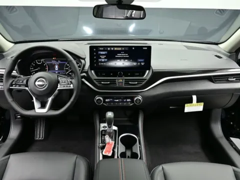 Photos of 2025 Nissan Altima SR for sale in Terre Haute, IN at Dorsett Nissan
