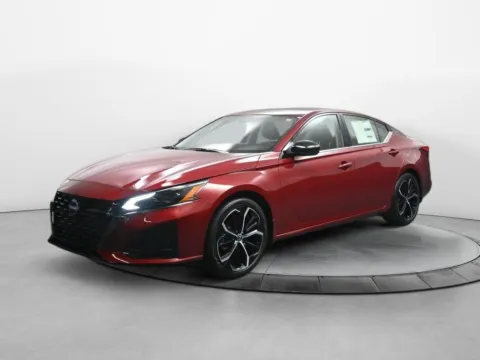 Red 2025 Nissan Altima SR for sale in Terre Haute, IN
