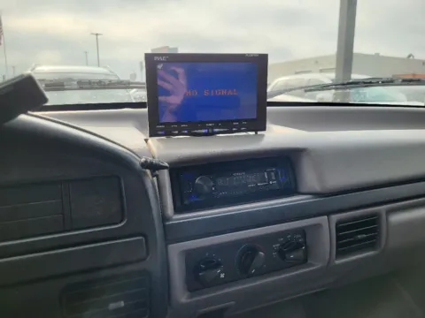 More photos of 1996 Ford F-150 Special at Dorsett Nissan, IN