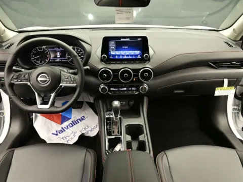 Photos of 2025 Nissan Sentra SR for sale in Terre Haute, IN at Dorsett Nissan