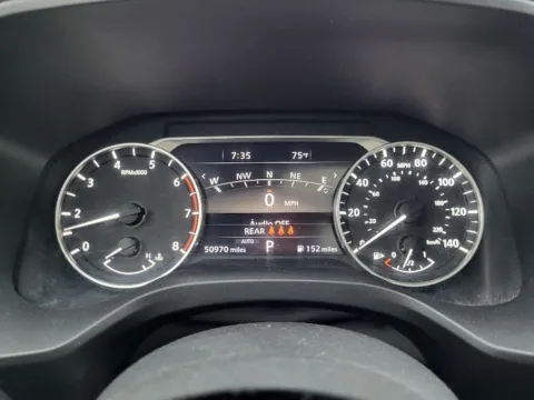 More photos of 2021 Nissan Rogue SL at Dorsett Nissan, IN