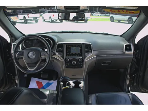 Photos of 2015 Jeep Grand Cherokee Limited for sale in Terre Haute, IN at Dorsett Nissan