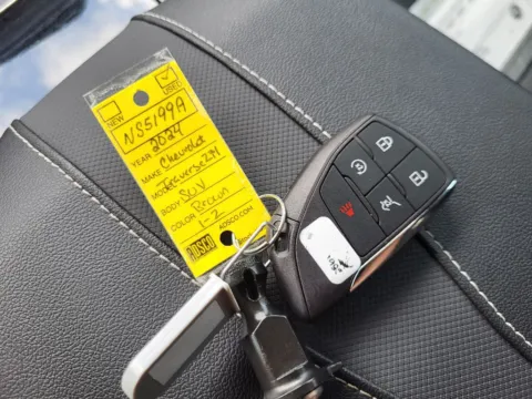 Photos of 2024 Chevrolet Traverse AWD Z71 for sale in Terre Haute, IN at Dorsett Nissan