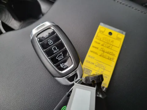 Photos of 2021 Hyundai Palisade SEL for sale in Terre Haute, IN at Dorsett Nissan