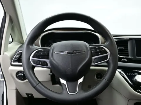 More photos of 2022 Chrysler Voyager LX at Dorsett Nissan, IN