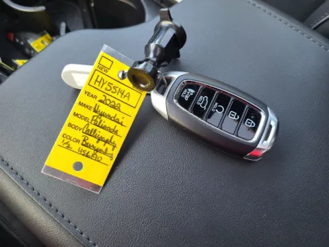 Photos of 2022 Hyundai Palisade Calligraphy for sale in Terre Haute, IN at Dorsett Nissan