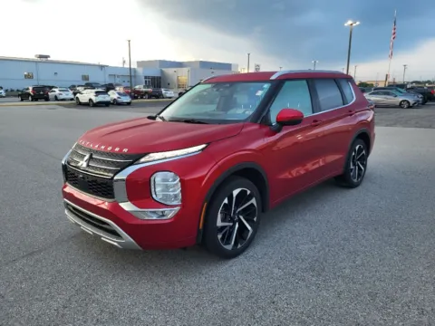 Red 2023 Mitsubishi Outlander SEL for sale in Terre Haute, IN