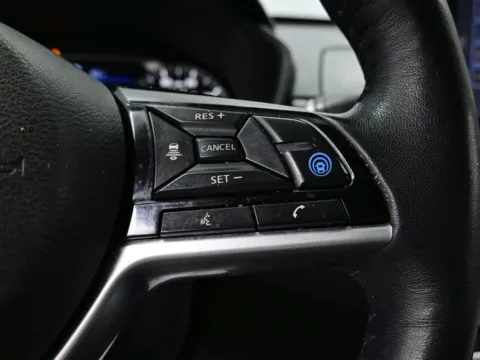 More photos of 2019 Nissan Altima 2.5 Platinum at Dorsett Nissan, IN