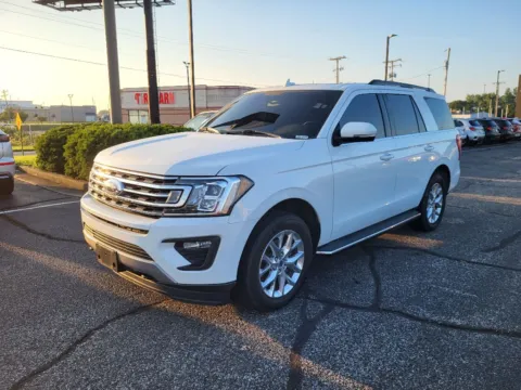 White 2020 Ford Expedition XLT for sale in Terre Haute, IN