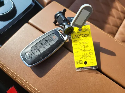 Photos of 2024 Nissan Rogue Platinum for sale in Terre Haute, IN at Dorsett Nissan