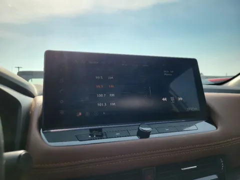 More photos of 2024 Nissan Rogue Platinum at Dorsett Nissan, IN