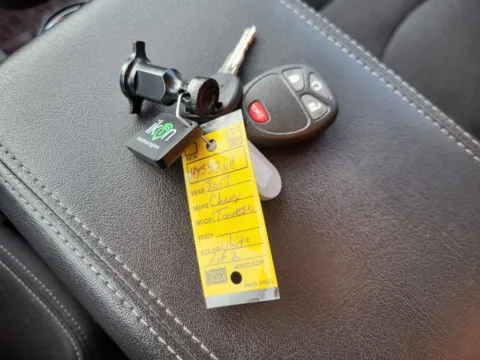 Photos of 2017 Chevrolet Traverse LT for sale in Terre Haute, IN at Dorsett Nissan