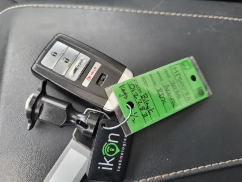 Photos of 2020 Acura RDX w/Technology Pkg for sale in Terre Haute, IN at Dorsett Nissan