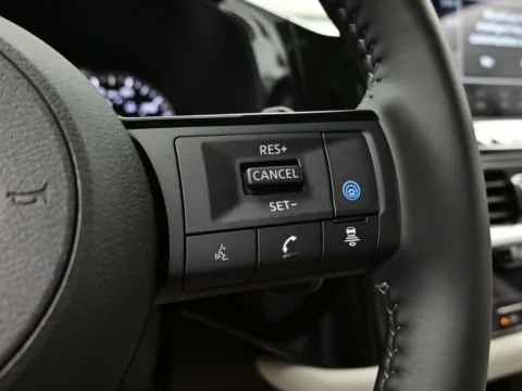 More photos of 2025 Nissan Pathfinder SL at Dorsett Nissan, IN