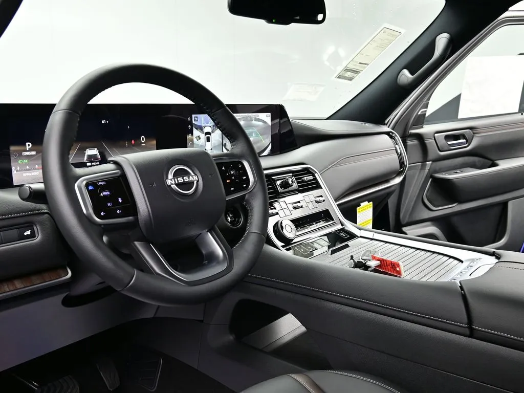 2025 Nissan Armada SL - Photo 15